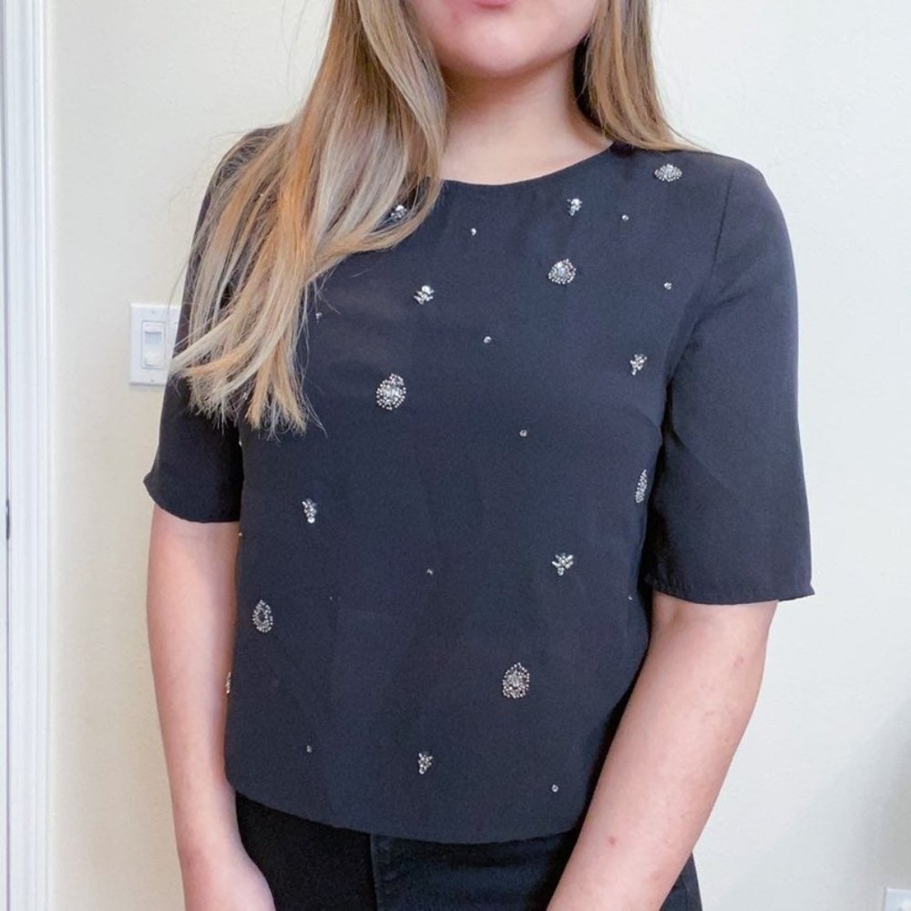 Black crop top